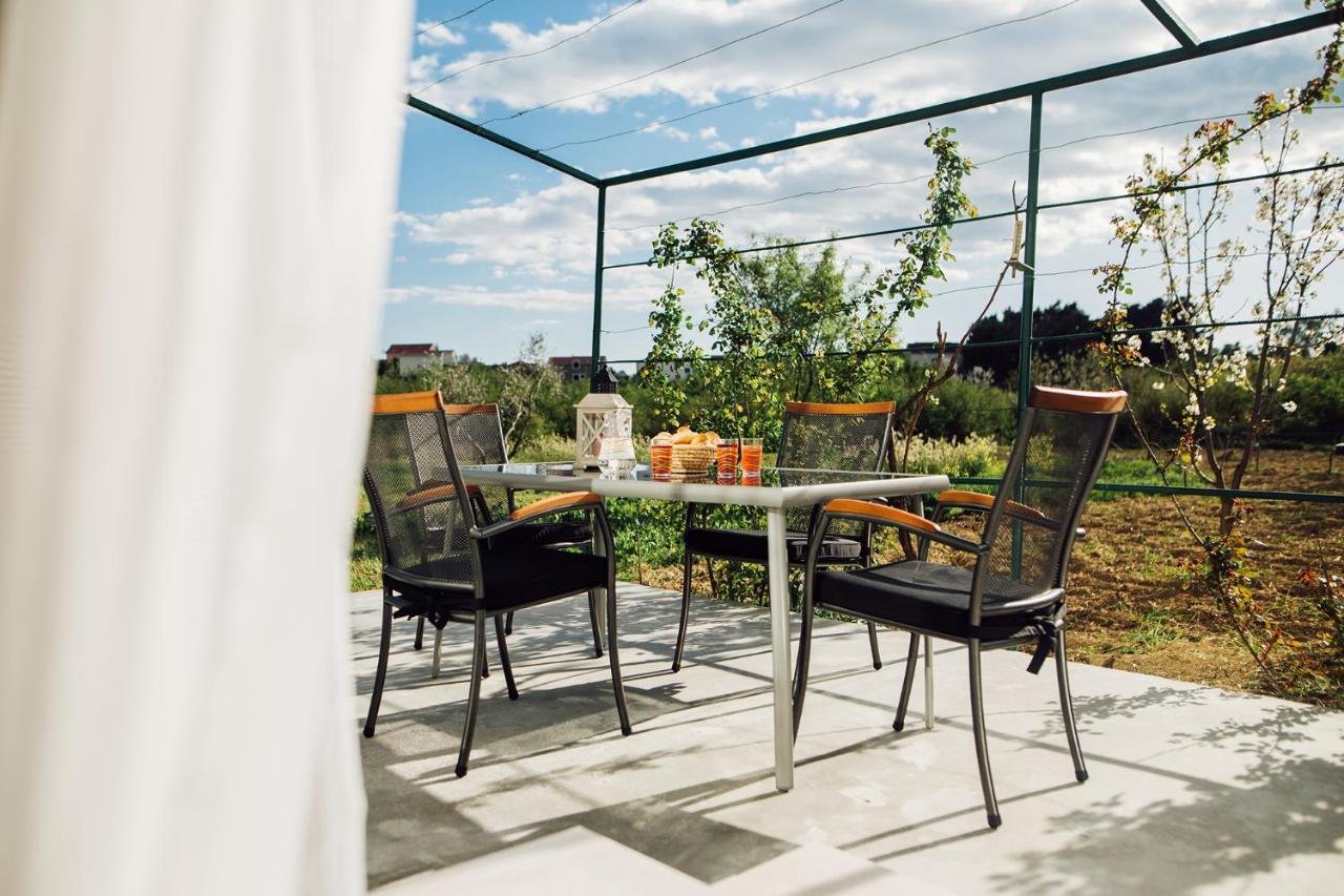Apartments Essentia Podstrana Luaran gambar