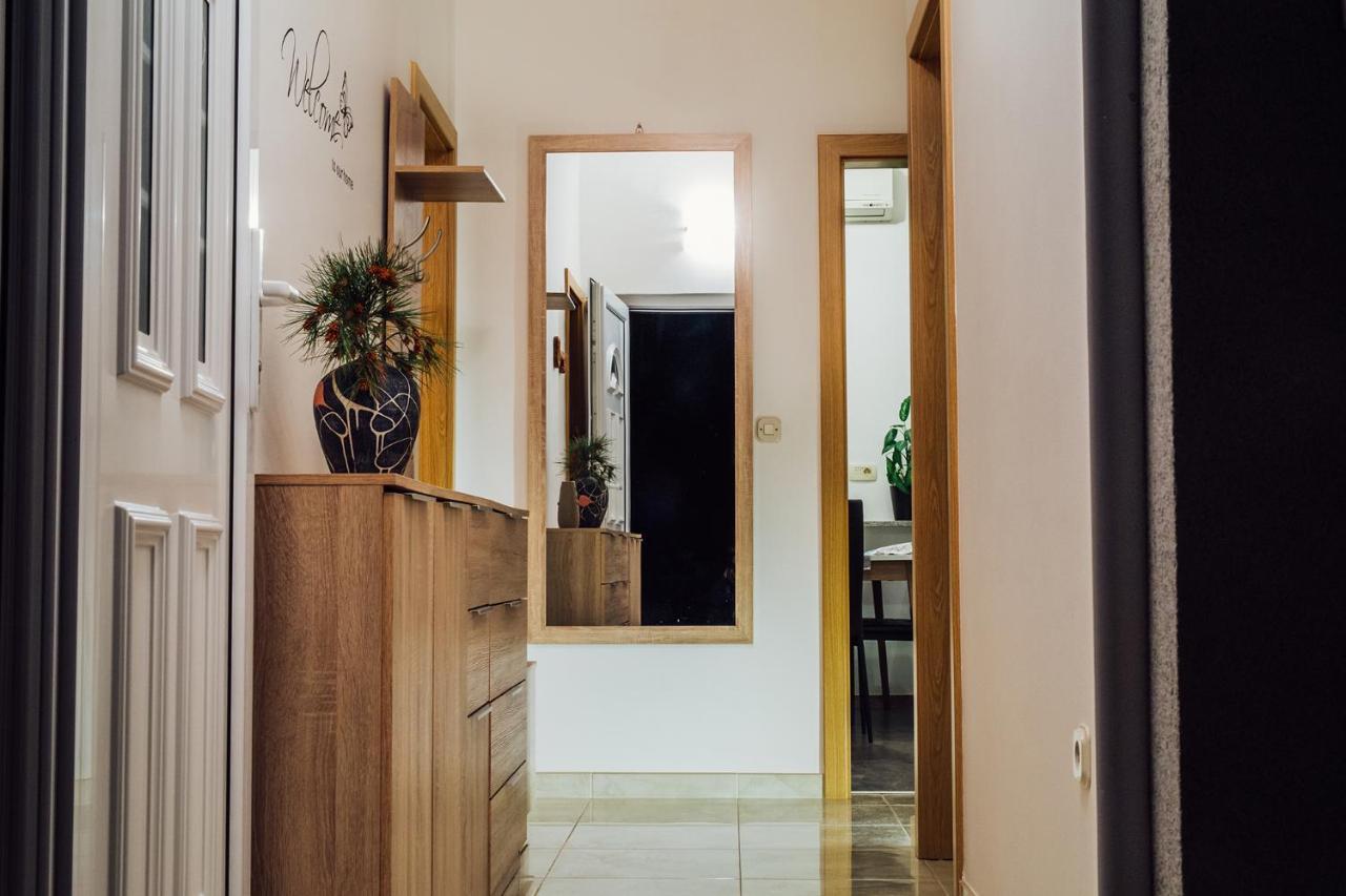 Apartments Essentia Podstrana Luaran gambar