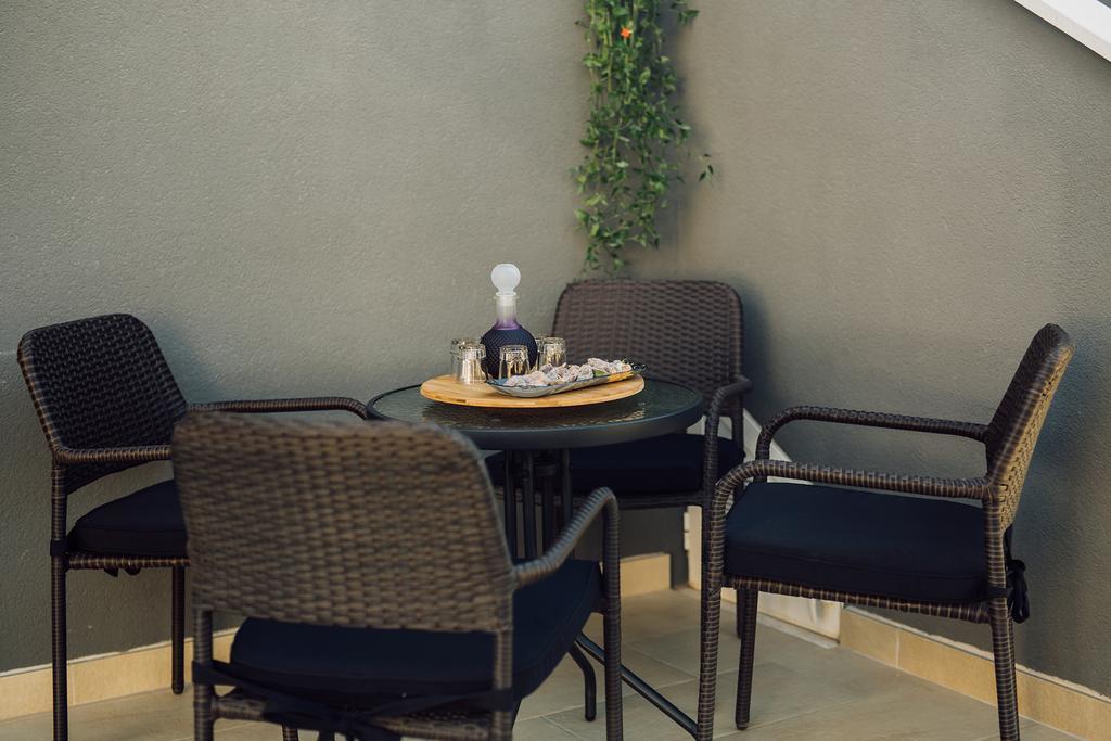 Apartments Essentia Podstrana Luaran gambar